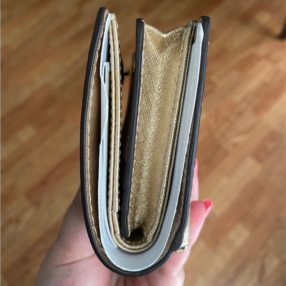 Michael Kors Metallic Gold wallet - Picture 8 of 9